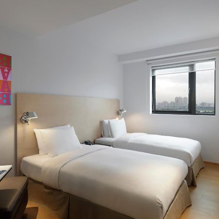 Amba Taipei Ximending Hotel Exterior photo